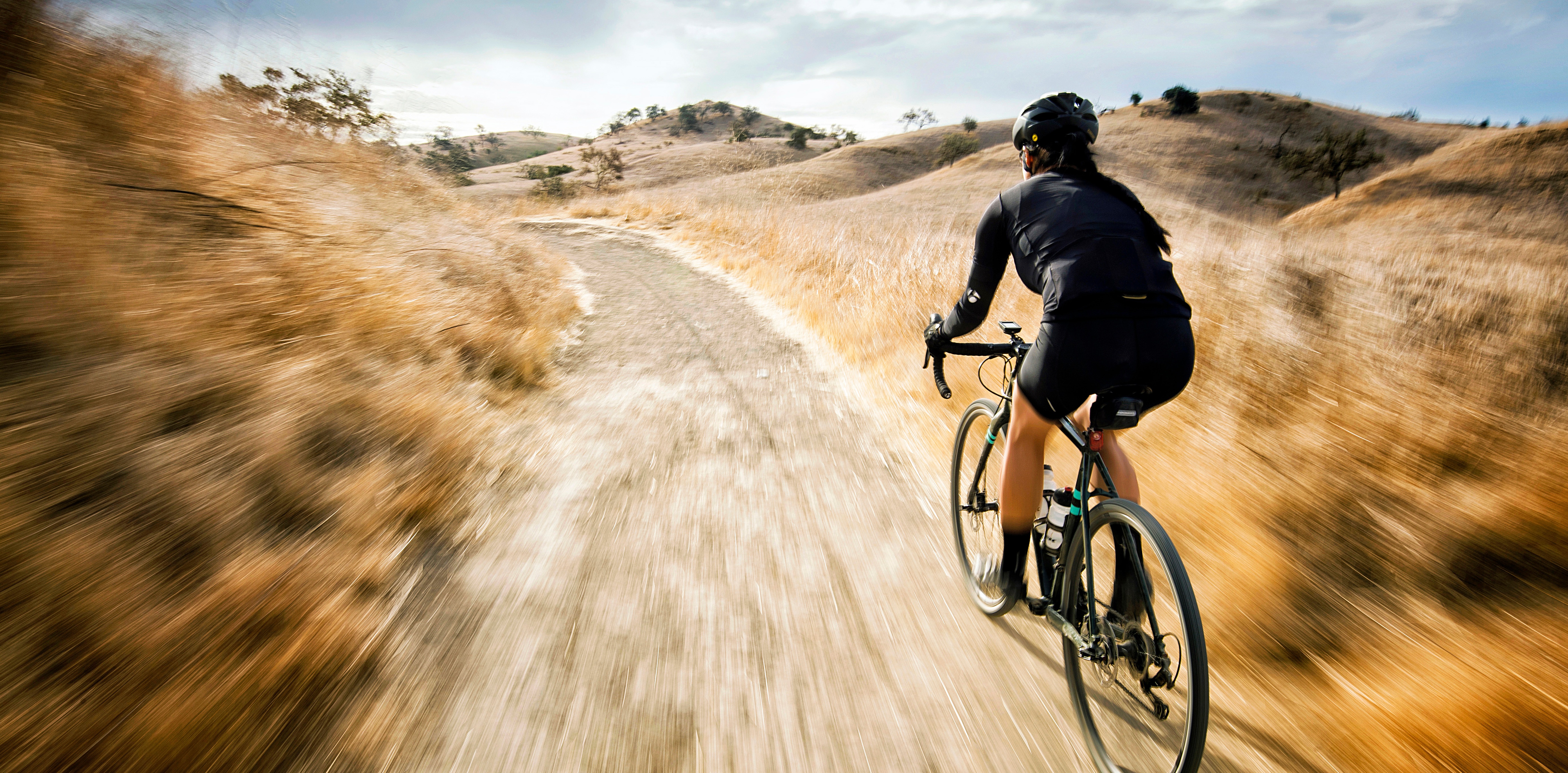 Gravel Adventure Touring Trekスポーツバイクなら Bex Isoya