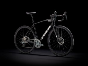 Trek_DomaneAL4Disc_2021_Gloss Trek Black_Matte Trek Black
